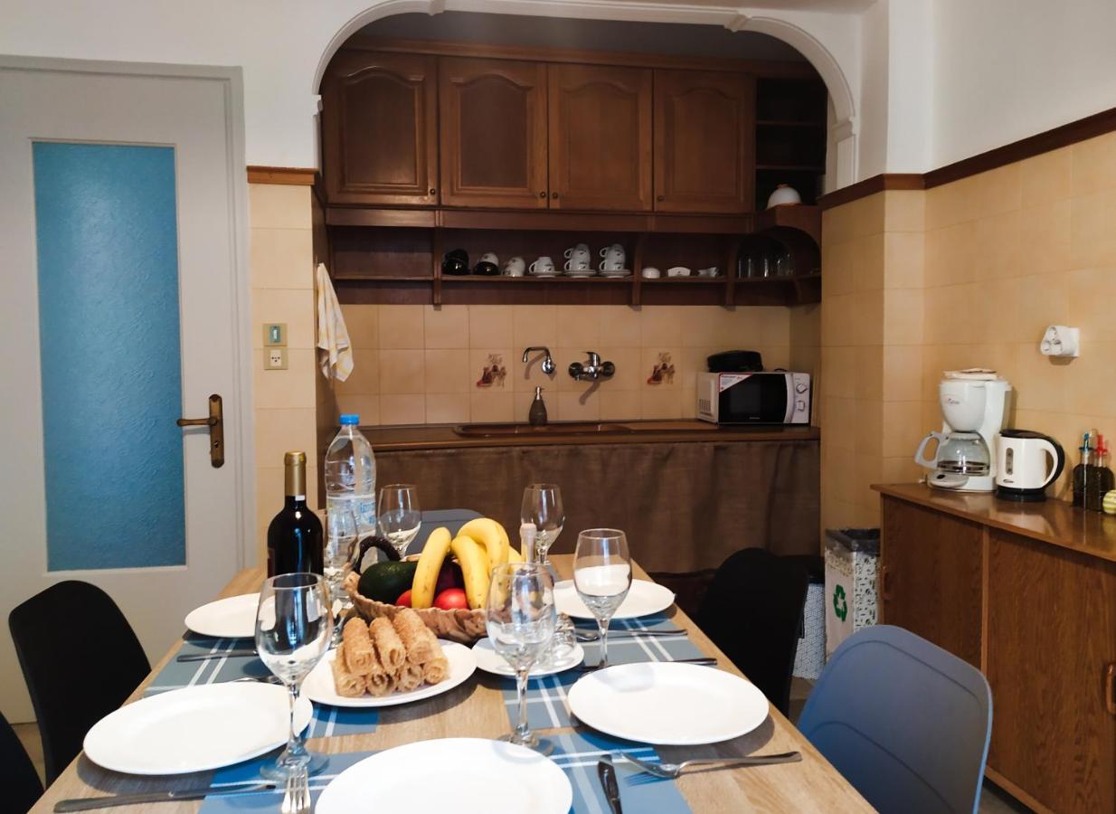 Apartment 94M2, Center Of Sitia, Wifi, 350M Beach Exteriör bild